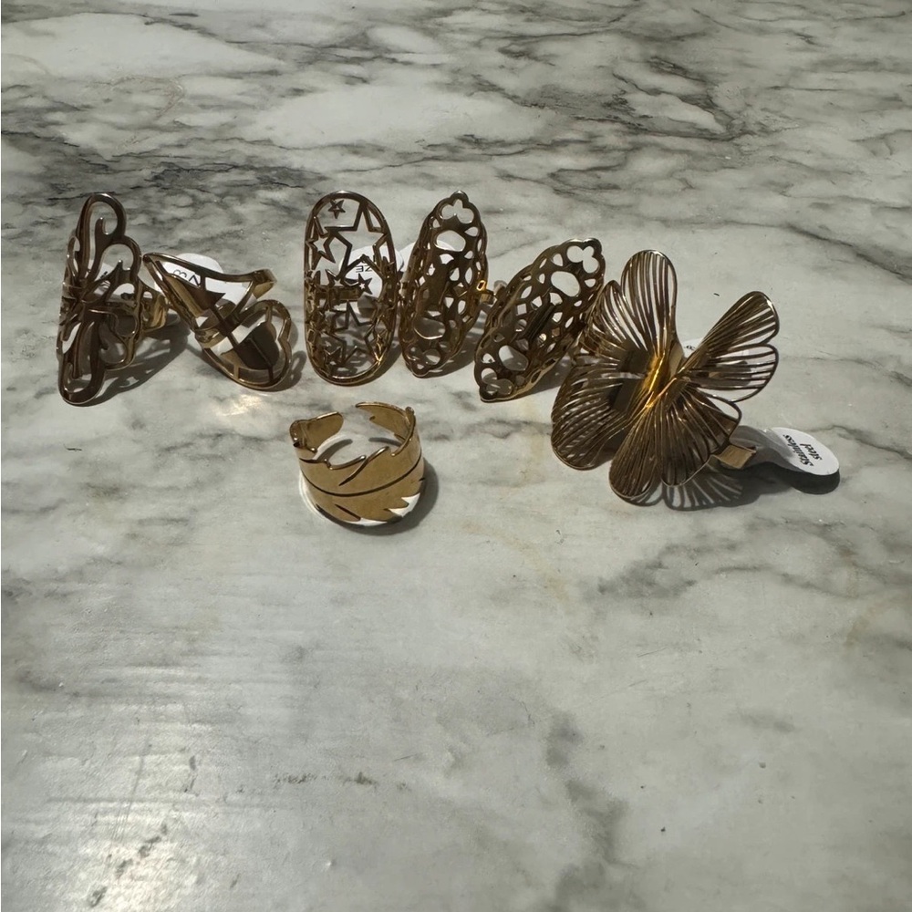 Elegant Gold Butterfly and Leaf Ring Set